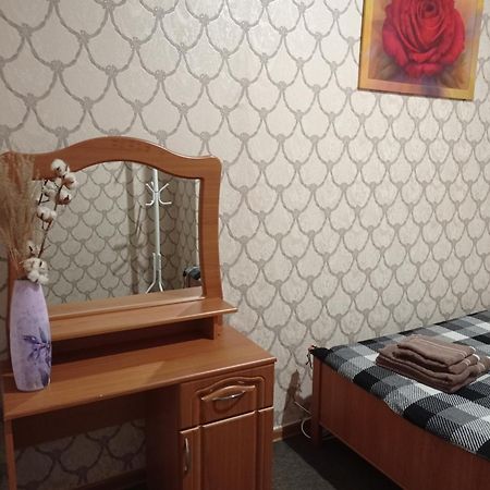 Desyatinnaya Hostel Kyiv Exterior photo