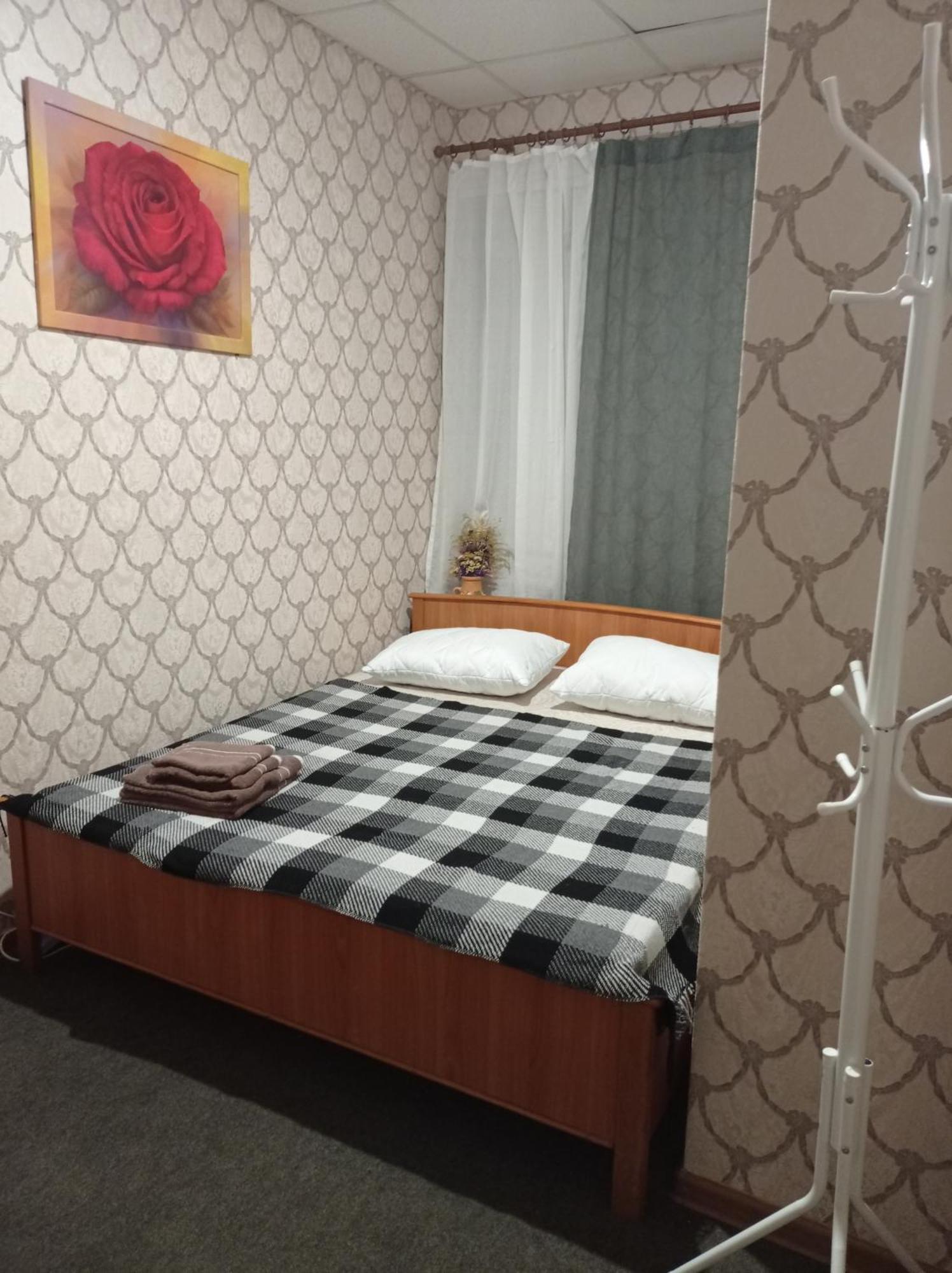 Desyatinnaya Hostel Kyiv Exterior photo